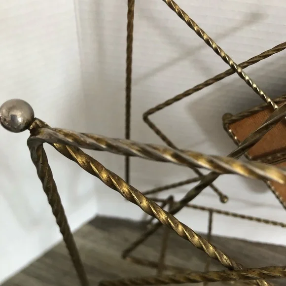 Vintage MCM Magazine Rack - Picture 8 of 13